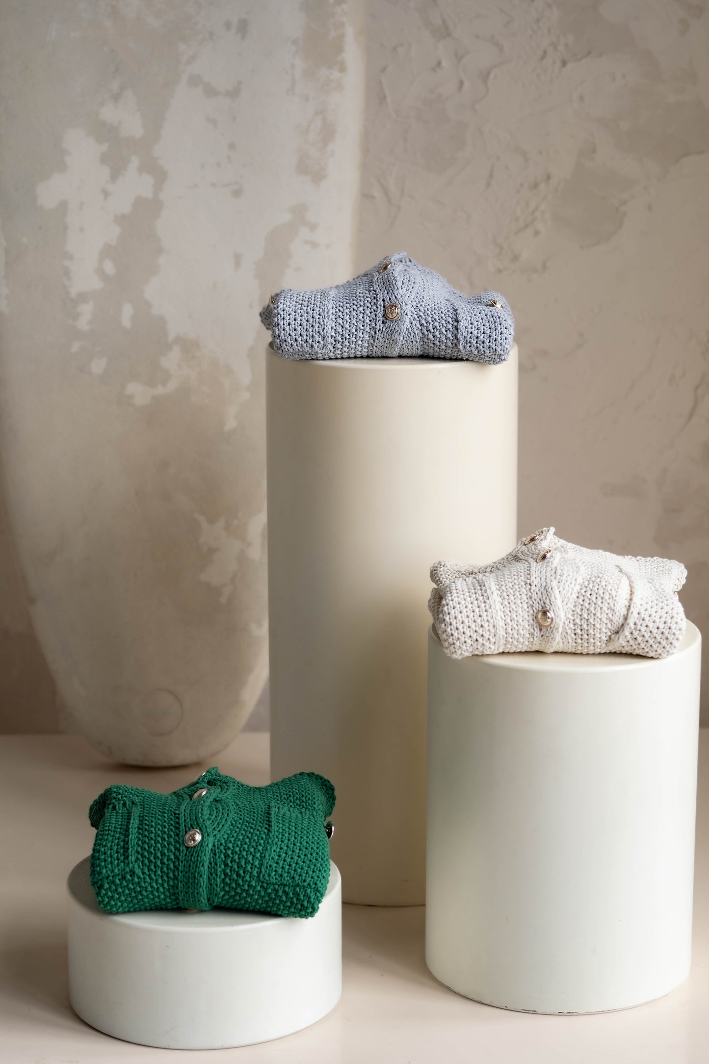 Strickjacke THEA in grau